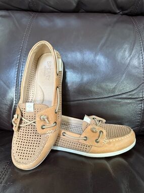 Sperry Women's Tan Perforated Leather Boat Loafers